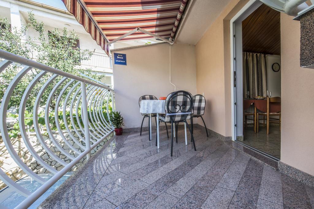 Apartment Anka D Krk Town Zewnętrze zdjęcie