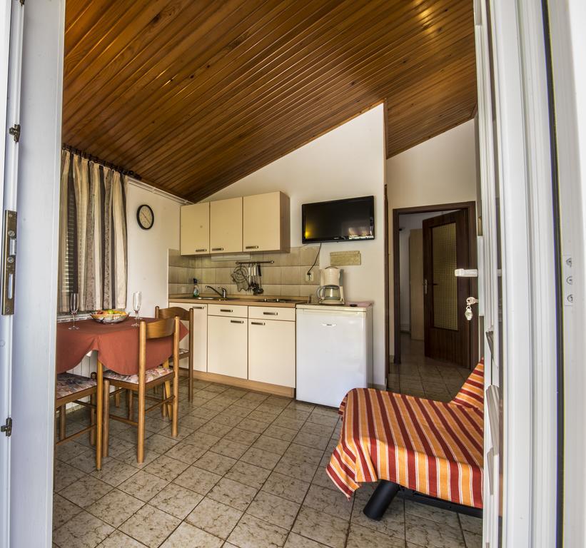 Apartment Anka D Krk Town Zewnętrze zdjęcie